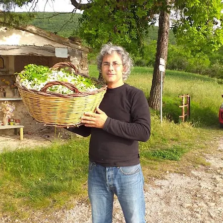 Alojamento de Acomodação e Pequeno-almoço Il Sentiero Nel Bosco Foligno