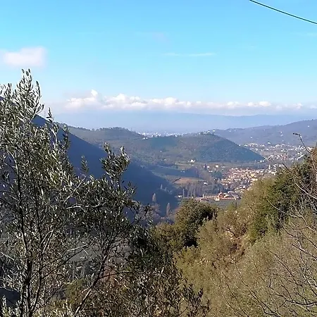 Il Sentiero Nel Bosco Oda ve Kahvaltı